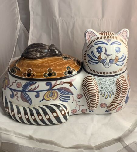 Vintage Hand Painted Estrela  Conimbriga Cat With Mouse Lid Dish Jar. Portugal